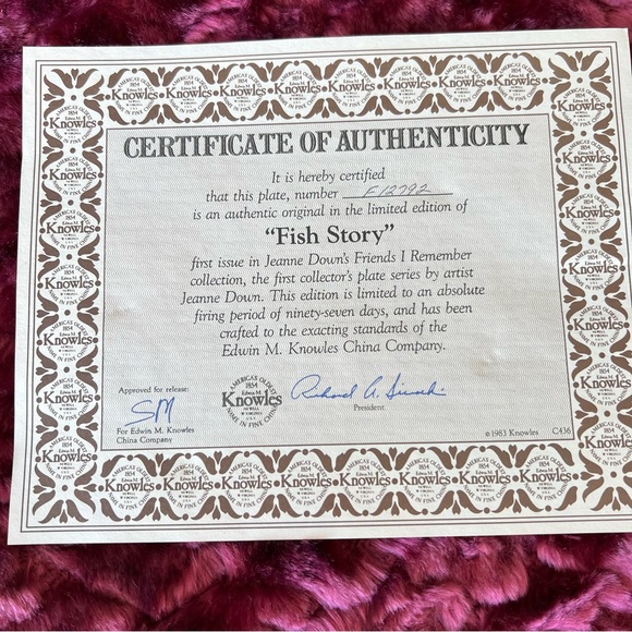 Knowles ‘Fish Story’ Collectible Plate 1983 - Picture 2 of 4